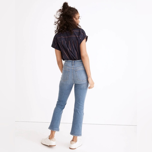 Cali Demi-Boot Jeans in Dorrance Wash: TENCEL™ Denim Edition - Picture 2 of 8